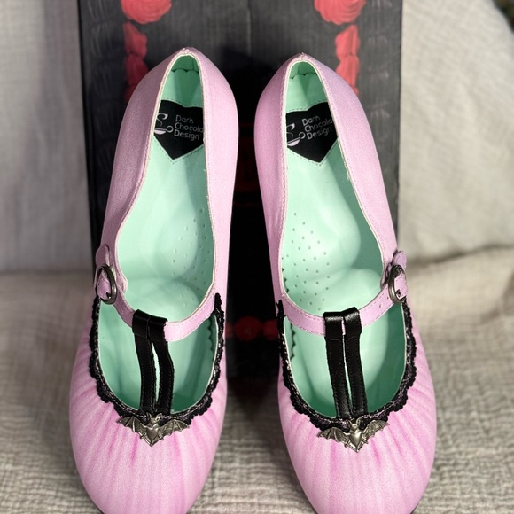 Hot Chocolaticas “Lily” T-strap heels; “Lily”; New with box; size 10.5 - Picture 5 of 9